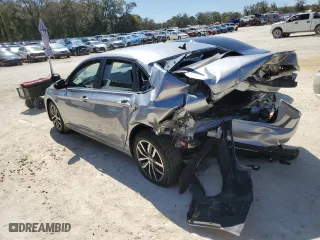 2025 Volkswagen Jetta SE with VIN 3VWEX7BU9SM022098, listed as a Copart auction lot 48792045 with 6,070 mi miles and Salvage Title. Bid and sale history available at carsss.com. Image 2.