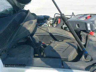 2015 Chevrolet Equinox LTZ z VIN 2GNFLHEK9F6122101, wystawiony jako IAAI lot #43459186 z przebiegiem 151 032 mil mil oraz . Historia ofert i sprzedaży dostępna na DreamBid. Obrazek 19.