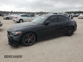 2018 Alfa Romeo Giulia Ti Sport with VIN ZARFAECN3J7593265, listed as a Copart auction lot 41081103 with 37,823 mi miles. Bid and sale history available at carsss.com. Image 1.