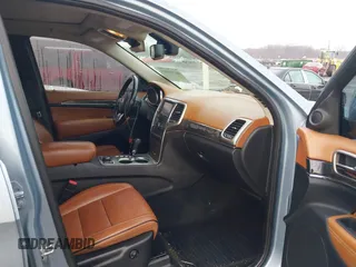 2013 Jeep Grand Cherokee Overland with VIN 1C4RJFCT2DC572978, listed as a IAAI auction lot 41468915 with 223,528 mi miles. Bid and sale history available at carsss.com. Image 5.