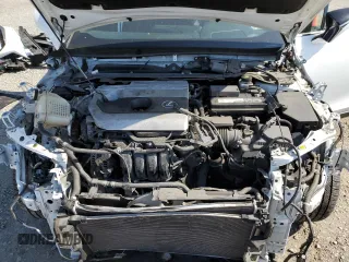 2019 Lexus UX 200 с VIN JTHY3JBH1K2005488, выставлен на аукционе Copart как лот 60835025 с пробегом 78 285 миль миль и Списание • Salvage title. История ставок и продаж доступна на DreamBid. Изображение 11.