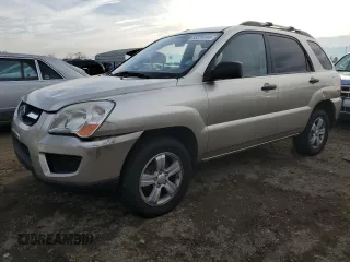 2009 Kia Sportage LX z VIN KNDJF724697582556, wystawiony jako Copart lot #83270144 z przebiegiem 181 870 mil mil oraz Szkoda całkowita • Salvage title. Historia ofert i sprzedaży dostępna na DreamBid. Obrazek 1.