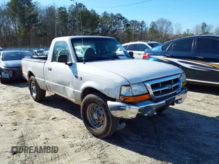 1999 Ford Ranger XL with VIN 1FTYR10C5XPA18200, listed as a IAAI auction lot 41429116 with 315,332 mi miles. Bid and sale history available at carsss.com. Image 1.