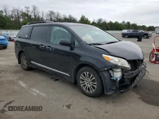 2018 Toyota Sienna XLE Auto Access Seat with VIN 5TDYZ3DC7JS939921, listed as a Copart auction lot 61387455 with 162,349 mi miles and Clean title. Bid and sale history available at DreamBid. Image 4.