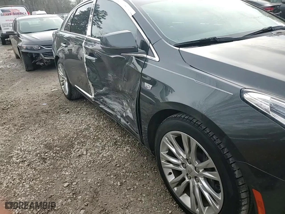 2018 Cadillac XTS Luxury with VIN 2G61M5S35J9143274, listed as a Copart auction lot 43043955 with 50,219 mi miles and Salvage Title. Bid and sale history available at carsss.com. Image 11.