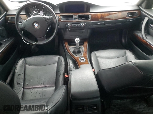 2011 BMW 3 Series 328i xDrive z VIN WBAPK7G55BNN58674, wystawiony jako Copart lot #85578814 z przebiegiem Nie podano mil oraz Szkoda całkowita • Salvage title. Historia ofert i sprzedaży dostępna na DreamBid. Obrazek 8.