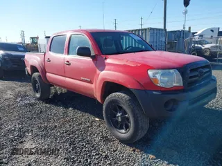 2006 Toyota Tacoma z VIN 3TMLU42N46M004639, wystawiony jako IAAI lot #41679068 z przebiegiem 298 539 mil mil oraz . Historia ofert i sprzedaży dostępna na DreamBid. Obrazek 1.