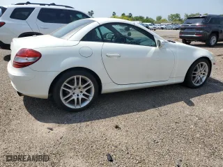 2007 Mercedes-Benz SLK-Class 3.0L with VIN WDBWK54F97F147407, listed as a Copart auction lot 51713315 with 83,872 mi miles and Salvage Title. Bid and sale history available at carsss.com. Image 3.