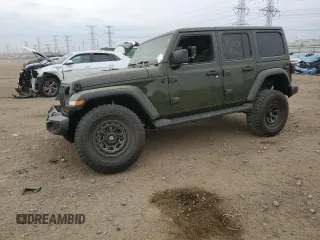 2021 Jeep Wrangler Unlimited Sahara Altitude z VIN 1C4HJXEN3MW668178, wystawiony jako Copart lot #53570985 z przebiegiem Nie podano mil oraz Szkoda całkowita • Salvage title. Historia ofert i sprzedaży dostępna na DreamBid. Obrazek 1.