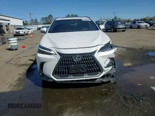 2024 Lexus NX 450h+ Luxury z VIN JTJHKCFZ0R2040386, wystawiony jako Copart lot #50497555 z przebiegiem 18 410 mil mil oraz Szkoda całkowita • Salvage title. Historia ofert i sprzedaży dostępna na DreamBid. Obrazek 14.