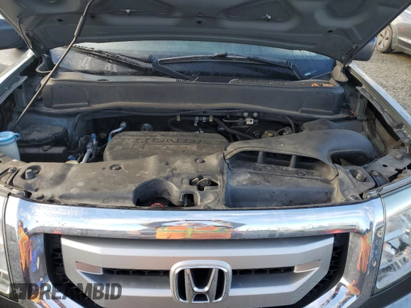 2010 Honda Pilot LX z VIN 5FNYF3H27AB010925, wystawiony jako Copart lot #50592205 z przebiegiem 87 506 mil mil oraz Szkoda całkowita • Salvage title. Historia ofert i sprzedaży dostępna na DreamBid. Obrazek 12.