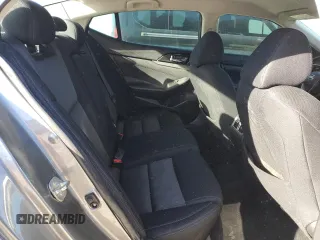 2017 Nissan Maxima S z VIN 1N4AA6APXHC437911, wystawiony jako Copart lot #47090525 z przebiegiem 96 122 mil mil oraz Szkoda całkowita • Salvage title. Historia ofert i sprzedaży dostępna na DreamBid. Obrazek 10.