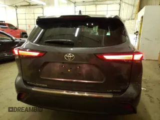 2020 Toyota Highlander LE with VIN 5TDBZRBH5LS005069, listed as a Copart auction lot 38469033 with 25,589 mi miles and . Bid and sale history available at DreamBid. Image 6.