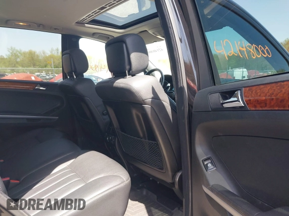 2007 Mercedes-Benz M 350 with VIN 4JGBB86E87A270341, listed as a IAAI auction lot 42148000 with 171,899 mi miles and . Bid and sale history available at DreamBid. Image 8.