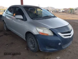 2007 Toyota Yaris with VIN JTDBT923271012408, listed as a IAAI auction lot 41987380 with 202,274 mi miles. Bid and sale history available at carsss.com. Image 1.