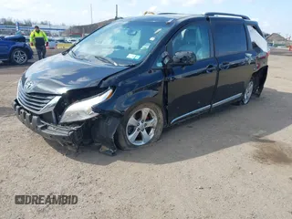 2016 Toyota Sienna LE AAS with VIN 5TDKK3DC8GS739715, listed as a IAAI auction lot 42015201 with 68,417 mi miles. Bid and sale history available at carsss.com. Image 20.