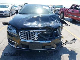 2019 Lincoln MKZ Reserve with VIN 3LN6L5EC8KR629330, listed as a IAAI auction lot 42322134 with Not provided miles and . Bid and sale history available at DreamBid. Image 12.