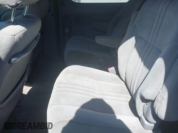 2003 Toyota Sienna LE with VIN 4T3ZF13C93U539976, listed as a IAAI auction lot 41921369 with 280,815 mi miles. Bid and sale history available at carsss.com. Image 8.