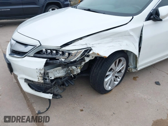 2018 Acura ILX with VIN 19UDE2F36JA004776, listed as a IAAI auction lot 41581090 with 100,094 mi miles and . Bid and sale history available at carsss.com. Image 6.
