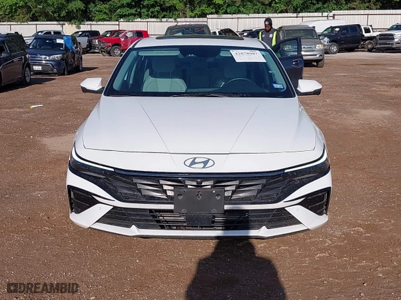 2024 Hyundai Elantra Limited with VIN KMHLP4DGXRU775401, listed as a IAAI auction lot 42078987 with 23,335 mi miles. Bid and sale history available at carsss.com. Image 6.