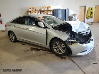 2013 Hyundai Sonata GLS with VIN 5NPEB4AC1DH687322, listed as a Copart auction lot 70328244 with 0 mi miles and Salvage Title. Bid and sale history available at carsss.com. Image 4.