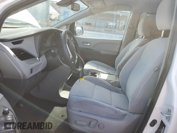 2020 Toyota Sienna LE Auto Access Seat with VIN 5TDKZ3DC8LS067046, listed as a Copart auction lot 68839594 with 48,422 mi miles and Salvage Title. Bid and sale history available at carsss.com. Image 7.