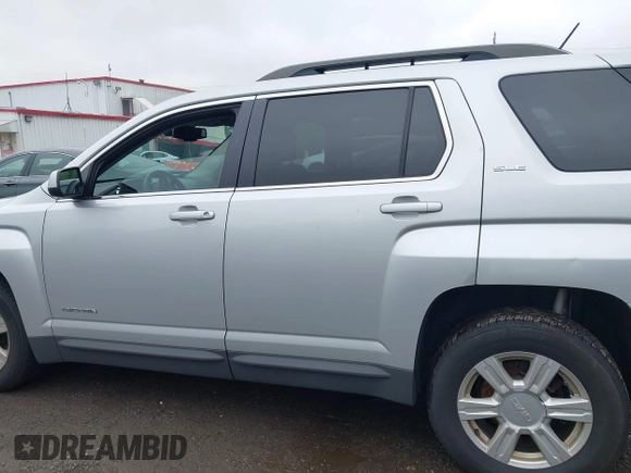 2015 GMC Terrain SLE z VIN 2GKFLWE39F6429634, wystawiony jako IAAI lot #42521479 z przebiegiem 205 763 mil mil oraz . Historia ofert i sprzedaży dostępna na DreamBid. Obrazek 14.