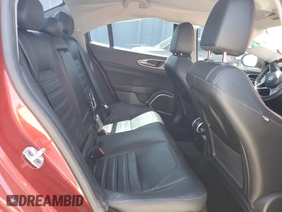 2018 Alfa Romeo Giulia Ti Sport с VIN ZARFAECN1J7567599, выставлен на аукционе Copart как лот 56204755 с пробегом 63 397 миль миль и Списание • Salvage title. История ставок и продаж доступна на DreamBid. Изображение 10.