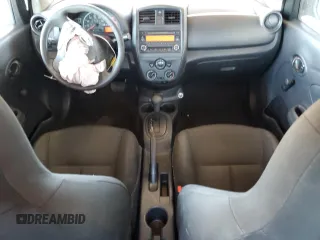 2017 Nissan Versa S z VIN 3N1CN7AP8HL905476, wystawiony jako Copart lot #56477485 z przebiegiem 103 508 mil mil oraz Szkoda całkowita • Salvage title. Historia ofert i sprzedaży dostępna na DreamBid. Obrazek 8.
