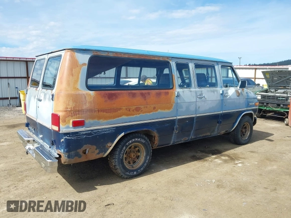 1987 Chevrolet Express Beauville with VIN 1GNEG25K8H7100722, listed as a IAAI auction lot 41895326 with 68,759 mi miles. Bid and sale history available at carsss.com. Image 4.