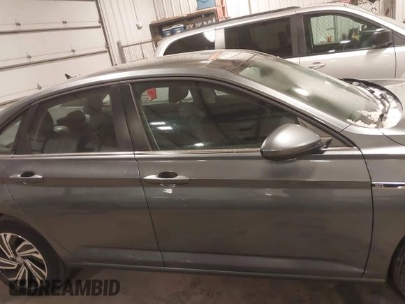 2021 Volkswagen Jetta SEL with VIN 3VWE57BU9MM086571, listed as a IAAI auction lot 41322665 with 33,584 mi miles and . Bid and sale history available at DreamBid. Image 13.