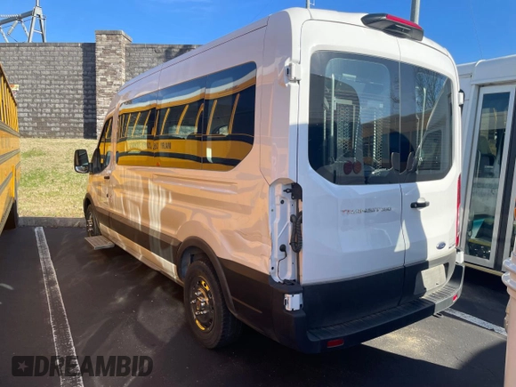 2023 Ford Transit Passenger XL with VIN 1FBAX2C83PKB01131, listed as a Copart auction lot 49160085 with 500 mi miles and Clean Title. Bid and sale history available at DreamBid. Image 3.