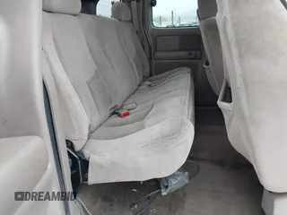 2005 Chevrolet Silverado 1500 with VIN 1GCEK19V75E150685, listed as a IAAI auction lot 41431129 with 254,224 mi miles. Bid and sale history available at carsss.com. Image 8.