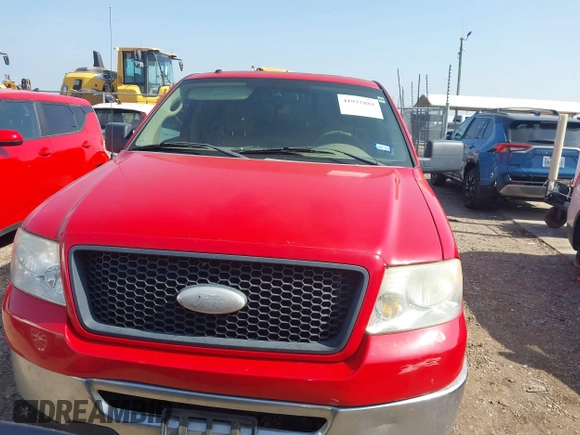 2006 Ford F-150 STX with VIN 1FTRX12W36NA47187, listed as a IAAI auction lot 41932881 with 193,440 mi miles. Bid and sale history available at carsss.com. Image 6.