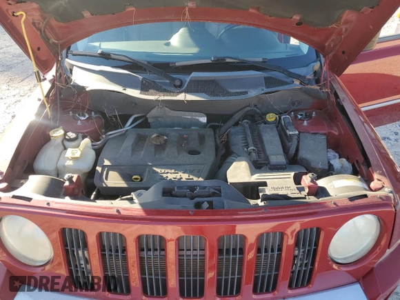 2009 Jeep Patriot Limited with VIN 1J4FT48B89D170220, listed as a Copart auction lot 44338455 with 194,154 mi miles and Salvage title. Bid and sale history available at DreamBid. Image 13.