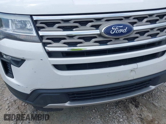 2018 Ford Explorer XLT z VIN 1FM5K7D8XJGA91825, wystawiony jako IAAI lot #42387991 z przebiegiem Nie podano mil oraz . Historia ofert i sprzedaży dostępna na DreamBid. Obrazek 6.