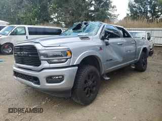 2022 Ram 2500 Laramie z VIN 3C6UR5FL8NG366854, wystawiony jako Copart lot #63288035 z przebiegiem 82 041 mil mil oraz Szkoda całkowita • Salvage title. Historia ofert i sprzedaży dostępna na DreamBid. Obrazek 1.