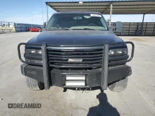 2003 Chevrolet Suburban LT with VIN 3GNGK26G33G189968, listed as a Copart auction lot 53857205 with 164,645 mi miles and Salvage Title. Bid and sale history available at carsss.com. Image 5.