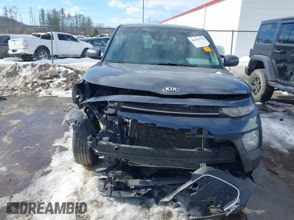 2020 Kia Soul S with VIN KNDJ23AU8L7735175, listed as a IAAI auction lot 41436799 with 125,581 mi miles. Bid and sale history available at carsss.com. Image 6.