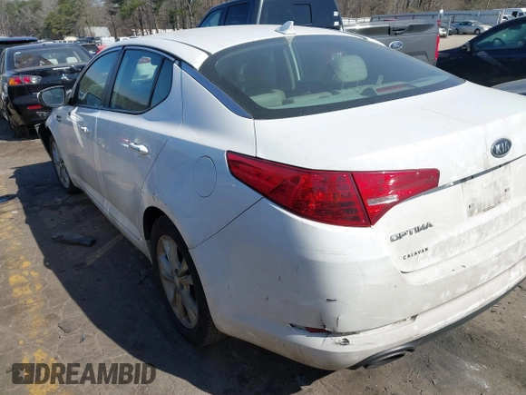2012 Kia Optima EX with VIN 5XXGN4A70CG028435, listed as a IAAI auction lot 41640394 with 153,000 mi miles. Bid and sale history available at carsss.com. Image 3.