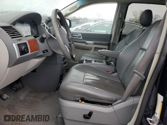2008 Chrysler Town & Country Touring with VIN 2A8HR54P38R759751, listed as a Copart auction lot 81104564 with 169,266 mi miles and Salvage Title. Bid and sale history available at carsss.com. Image 7.