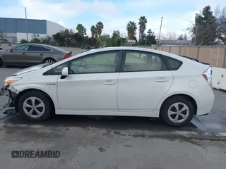 2015 Toyota Prius Four z VIN JTDKN3DU2F1915394, wystawiony jako IAAI lot #41648428 z przebiegiem 153 341 mil mil oraz . Historia ofert i sprzedaży dostępna na DreamBid. Obrazek 15.