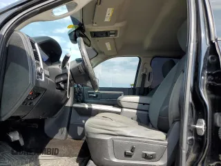 2014 Ram 1500 Big Horn z VIN 1C6RR7TT5ES261106, wystawiony jako Copart lot #43386725 z przebiegiem 217 823 mil mil oraz Szkoda całkowita • Salvage title. Historia ofert i sprzedaży dostępna na DreamBid. Obrazek 7.