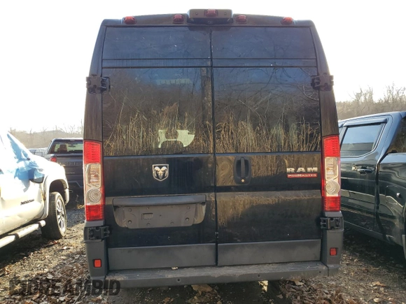 2018 Ram ProMaster Cargo with VIN 3C6URVJG8JE108270, listed as a Copart auction lot 46243125 with 43,752 mi miles and Salvage Title. Bid and sale history available at carsss.com. Image 6.