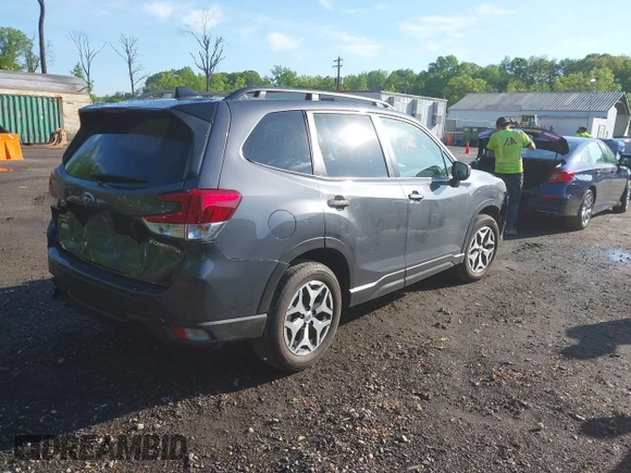 2024 Subaru Forester Premium с VIN JF2SKACC8RH509283, выставлен на аукционе IAAI как лот 42151924 с пробегом 10 593 миль миль и . История ставок и продаж доступна на DreamBid. Изображение 4.