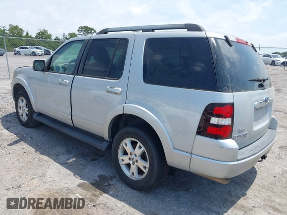 2009 Ford Explorer XLT с VIN 1FMEU63EX9UA31701, выставлен на аукционе IAAI как лот 41981612 с пробегом 188 215 миль миль и . История ставок и продаж доступна на DreamBid. Изображение 3.