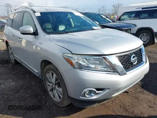 2014 Nissan Pathfinder Platinum with VIN 5N1AR2MM5EC714839, listed as a IAAI auction lot 41694974 with 178,636 mi miles and . Bid and sale history available at DreamBid. Image 1.