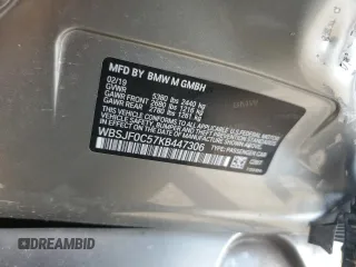 2019 BMW M5 z VIN WBSJF0C57KB447306, wystawiony jako Copart lot #71837424 z przebiegiem Nie podano mil oraz Szkoda całkowita • Salvage title. Historia ofert i sprzedaży dostępna na DreamBid. Obrazek 13.