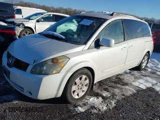 2004 Nissan Quest SL with VIN 5N1BV28U94N371109, listed as a IAAI auction lot 41338924 with 183,433 mi miles. Bid and sale history available at carsss.com. Image 2.