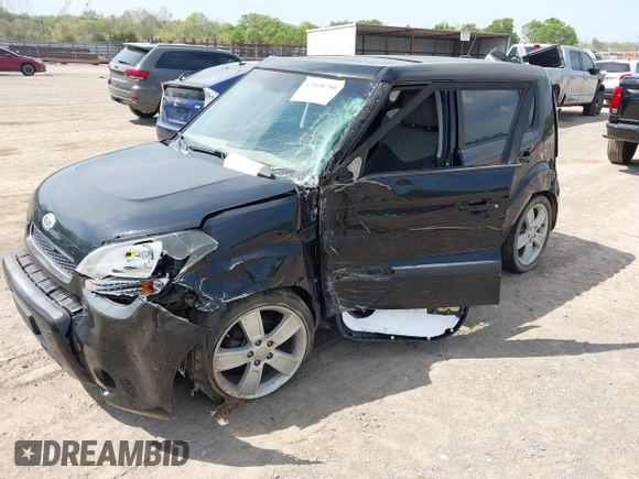 2011 Kia Soul + with VIN KNDJT2A25B7315085, listed as a IAAI auction lot 42038790 with 86,152 mi miles. Bid and sale history available at carsss.com. Image 6.